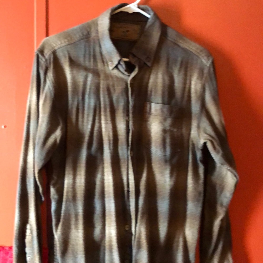 North River outfitters button down shirt